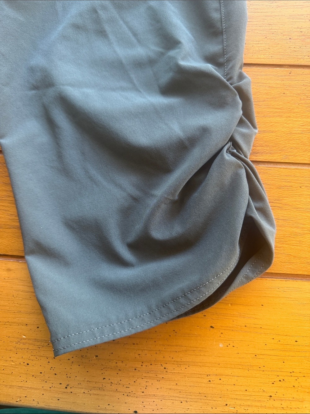 Eddie Bauer Women’s Cargo Capris in Grey - Picture 6 of 10